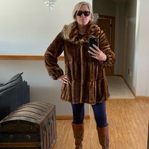 Jones New York Faux Fur Coat Swing Tiered New without tags - never worn